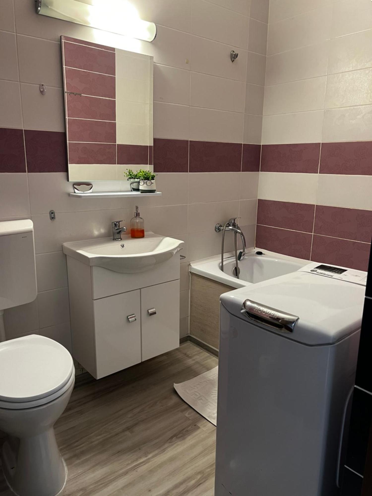 Casa Habana 2 Lägenhet Oradea Exteriör bild